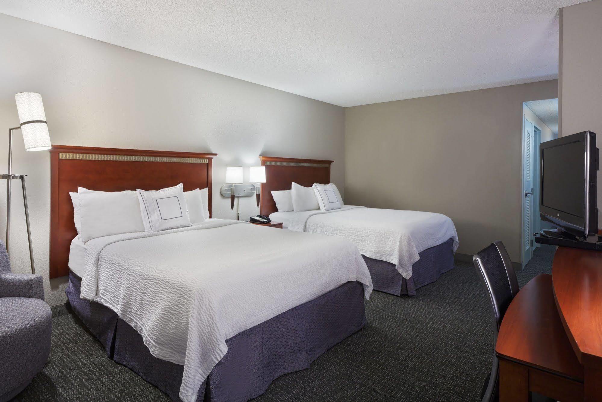 Hotel Courtyard By Marriott Little Rock Downtown Exterior foto